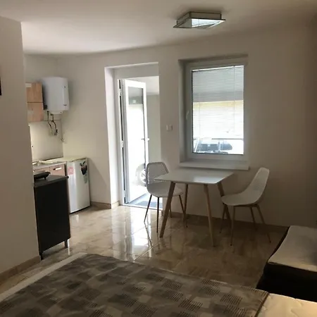 公寓 110 Podhájska