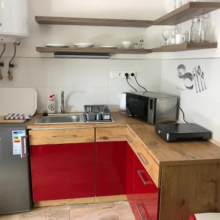 110 Apartment *